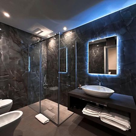Augusto132 Bed & Breakfast เนเปิลส์ ภายนอก รูปภาพ